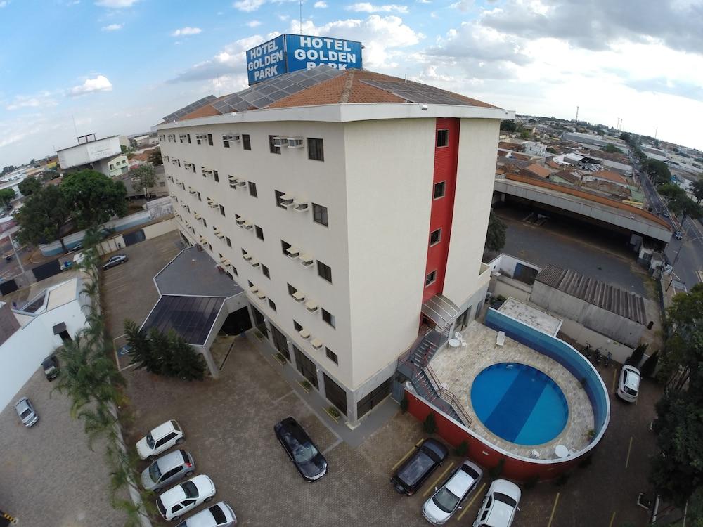 Hotel Golden Park Uberaba By Nacional Inn Exteriér fotografie